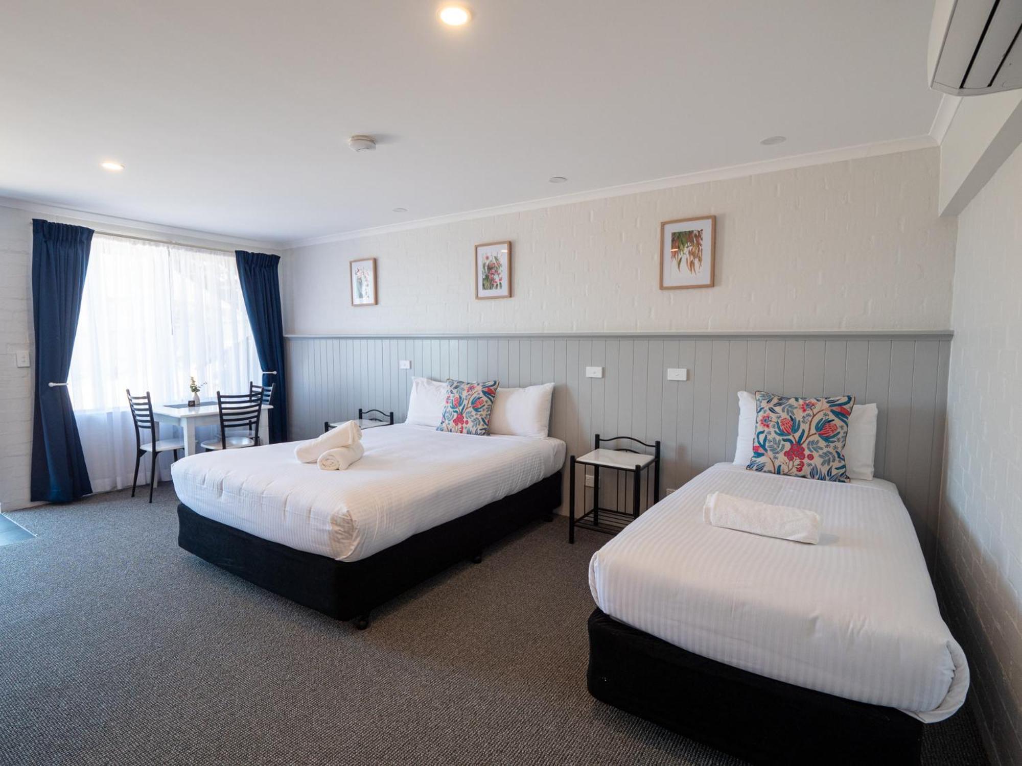 Heritage House Motel & Units Eden Esterno foto